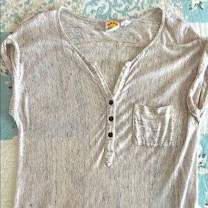 🌞C&C CALIFORNIA CAP SLEEVE TOP in Ivory Size Medium